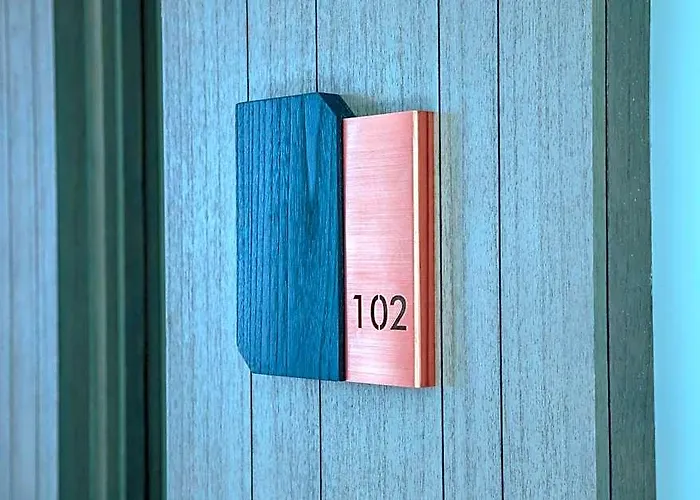 Hotel Kanvaz Village 4*